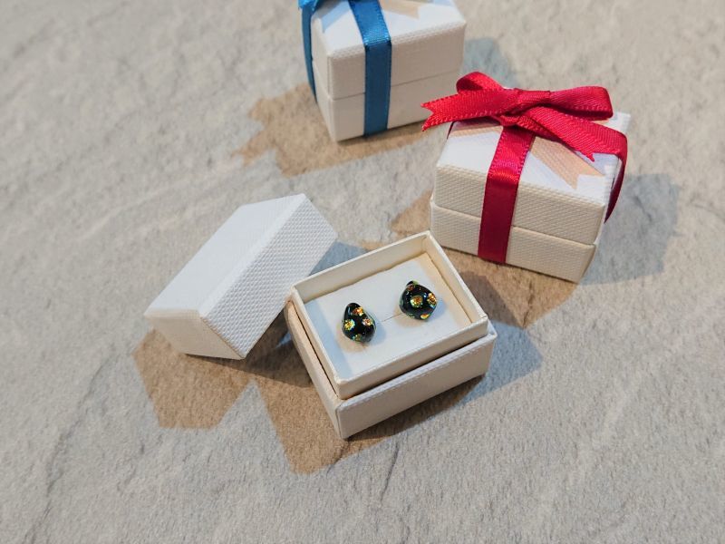 1.ハンドメイド  ピアス
